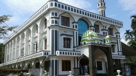 Kizhakkoth Juma Masjid and Makham (1)